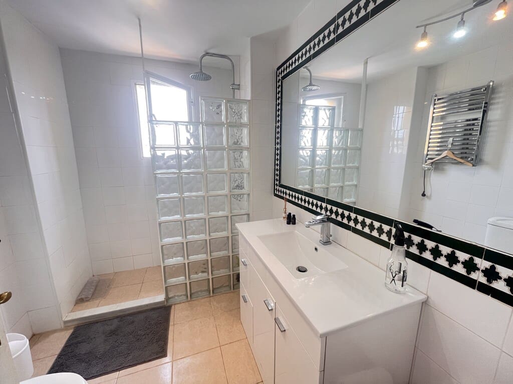 3 soverom Hus til leie i Las Chapas med svømmebasseng - € 2 500 (Ref: 10030151)