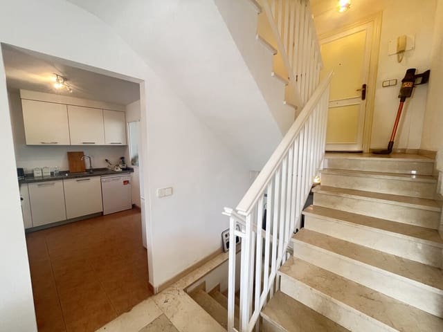 3 quarto Casa em Banda para arrendar em Las Chapas, Marbella com piscina - 2 500 € (Ref: 10030151)