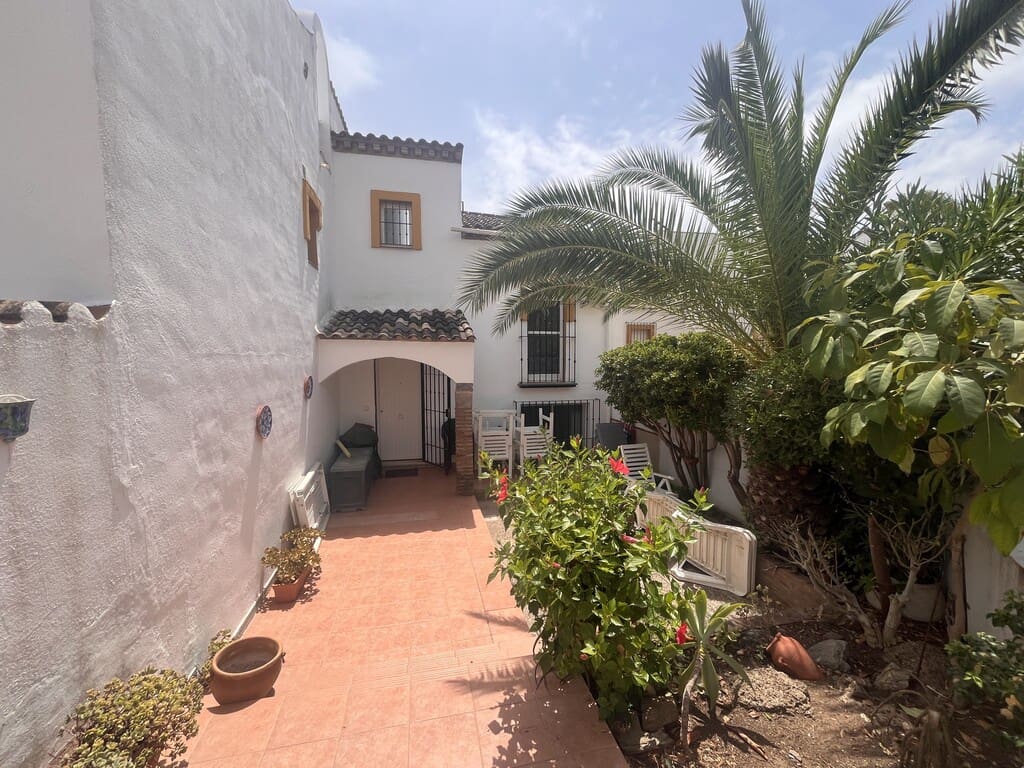 3 soverom Hus til leie i Las Chapas med svømmebasseng - € 2 500 (Ref: 10030151)