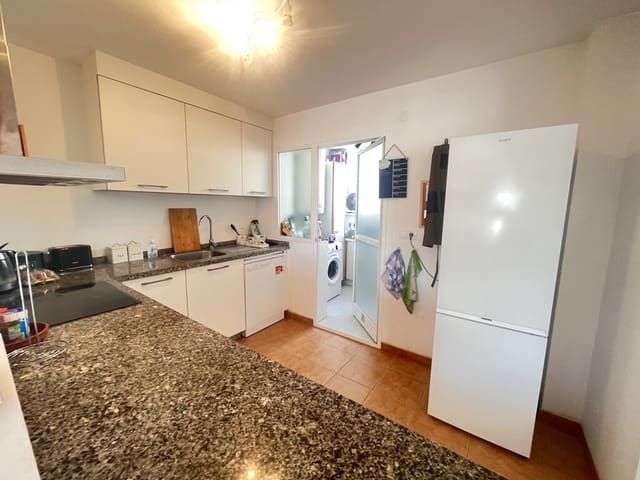 3 quarto Casa em Banda para arrendar em Las Chapas, Marbella com piscina - 2 500 € (Ref: 10030151)