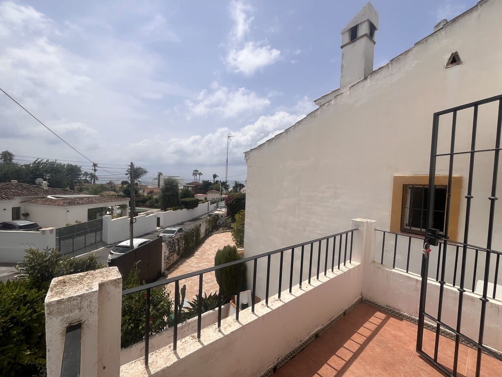 3 soverom Hus til leie i Las Chapas med svømmebasseng - € 2 500 (Ref: 10030151)