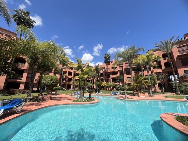 3 sovrum Takvåning att hyra i El Rosario, Marbella med pool garage - 3 200 € (Ref: 10033536)