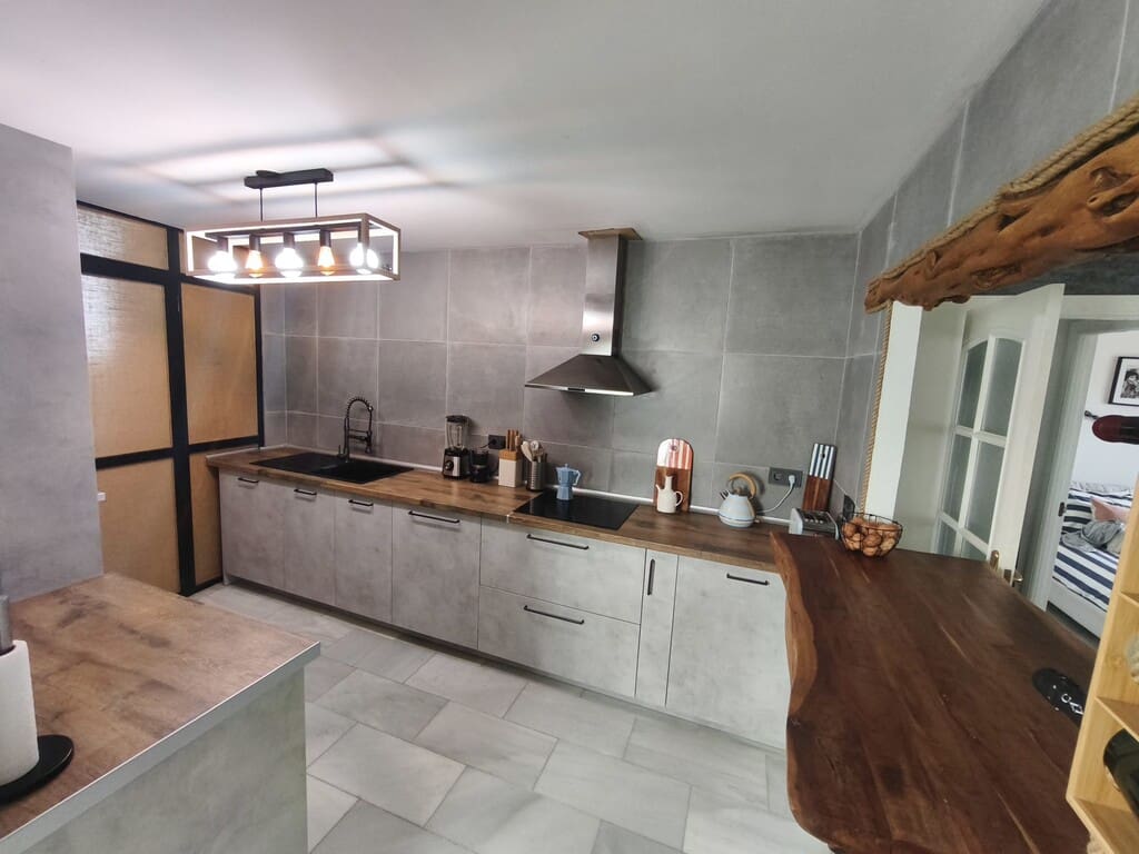 3 bedroom Penthouse for sale in Puerto Banus with pool garage - € 1,400,000 (Ref: 10054821)