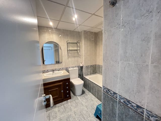 Studio for sale in Las Chapas, Marbella with pool - € 192,000 (Ref: 10061381)