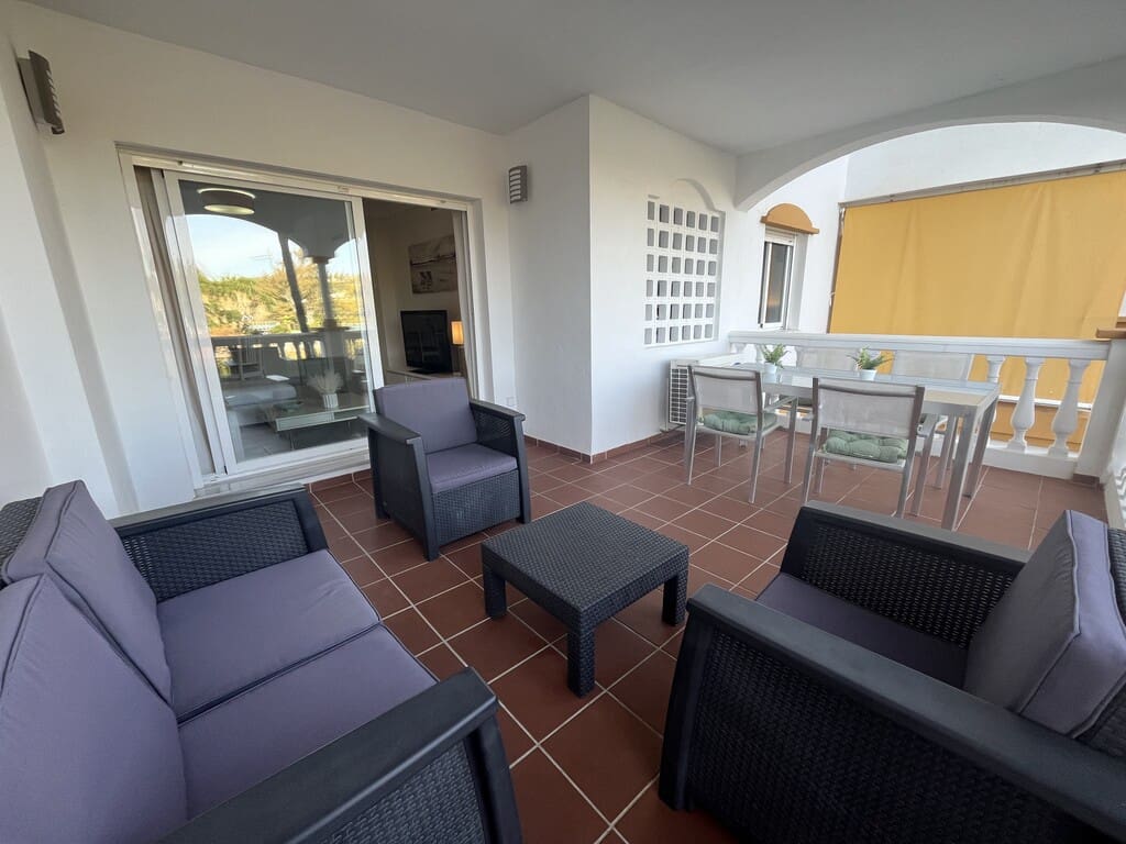 Appartement de 1 chambre à louer à Nueva Andalucia avec piscine - 1 600 € (Ref: 10085650)