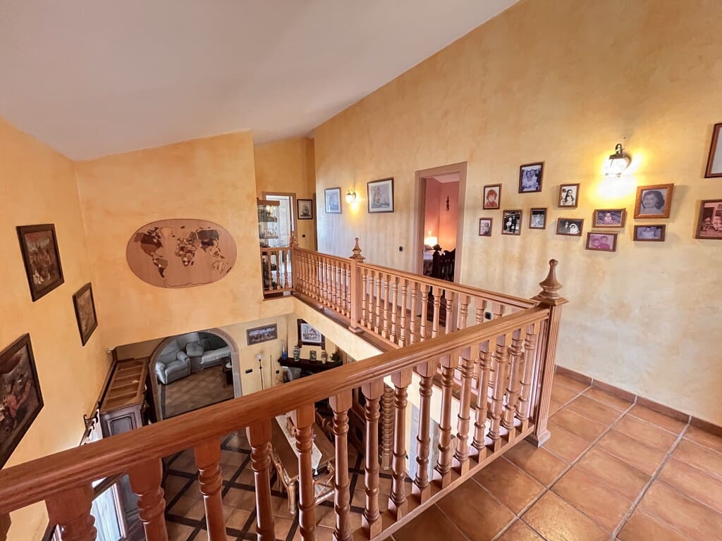 4 chambre Villa/Maison à vendre à Los Monteros avec garage - 955 000 € (Ref: 10131313)