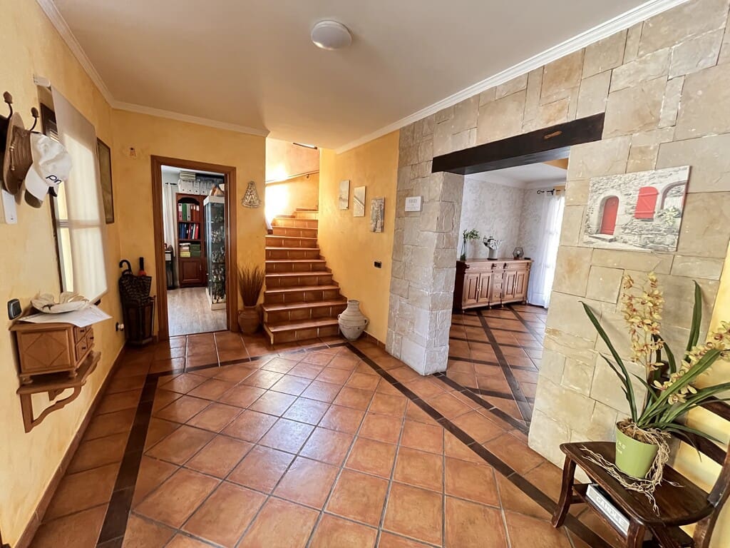 4 chambre Villa/Maison à vendre à Los Monteros avec garage - 955 000 € (Ref: 10131313)