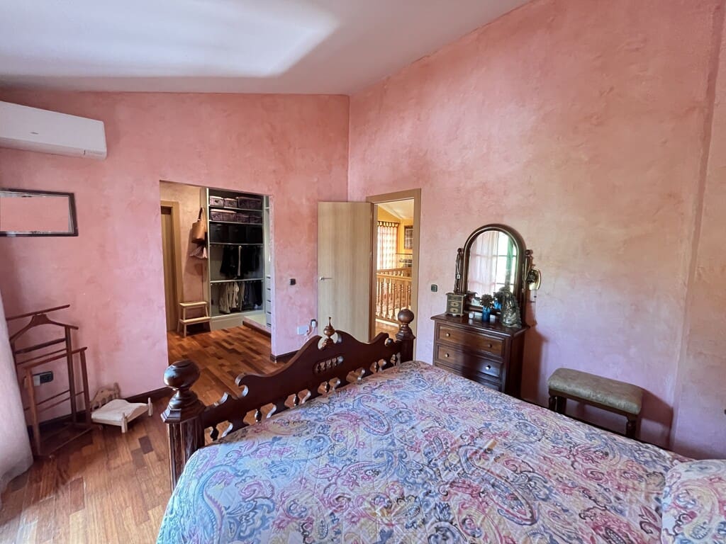 4 chambre Villa/Maison à vendre à Los Monteros avec garage - 955 000 € (Ref: 10131313)
