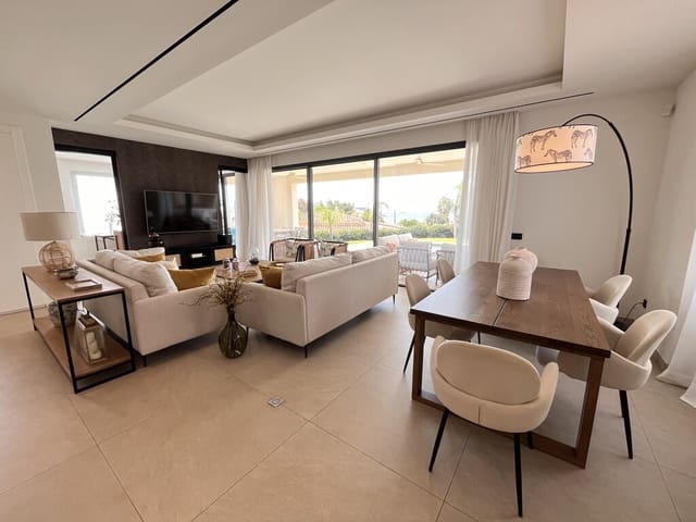 4 sypialnia Willa do wynajęcia w Las Chapas, Marbella z basenem garażem - 8 000 € (Ref: 10182473)