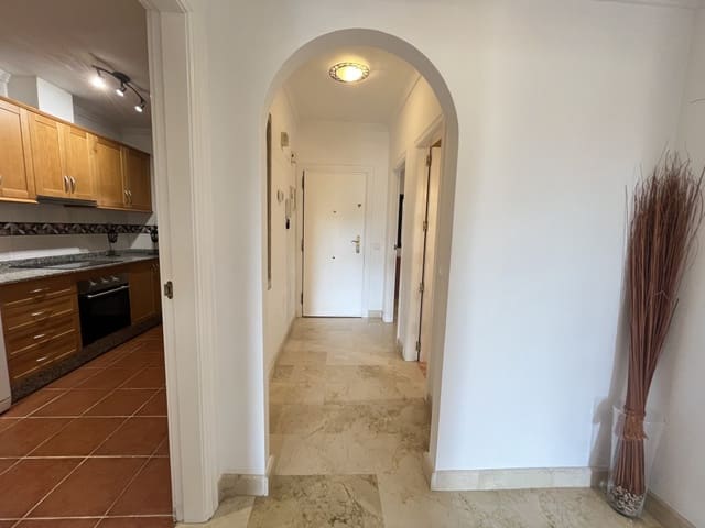 2 bedroom Apartment for rent in Elviria, Marbella with pool garage - € 1,500 (Ref: 9282943)