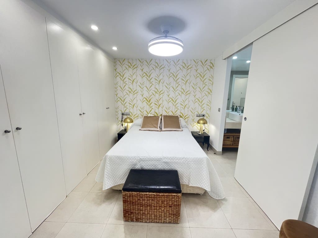 1 slaapkamer Appartement te huur in Costabella met zwembad - € 1.500 (Ref: 9282944)