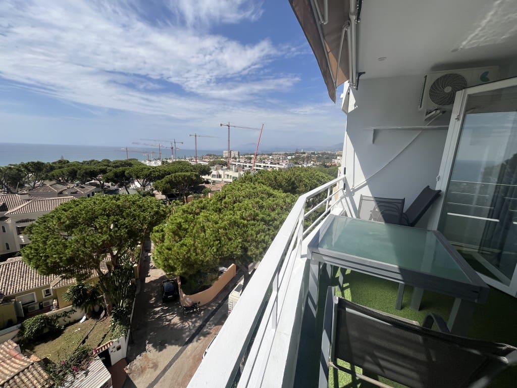 1 slaapkamer Appartement te huur in Costabella met zwembad - € 1.500 (Ref: 9282944)