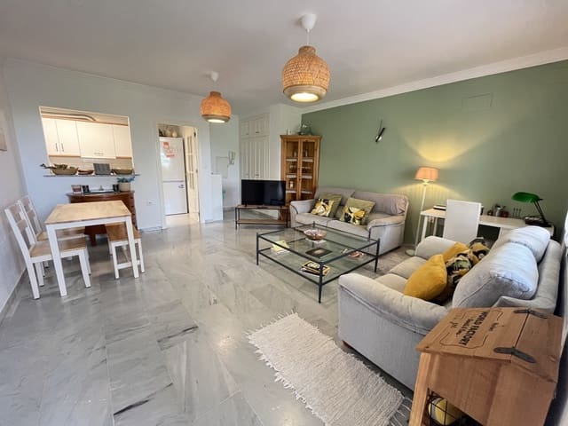 2 makuuhuone Huoneisto vuokrattavana paikassa Las Chapas, Marbella mukana uima-altaan 
autotalli - 1 400 € (Ref: 9282945)