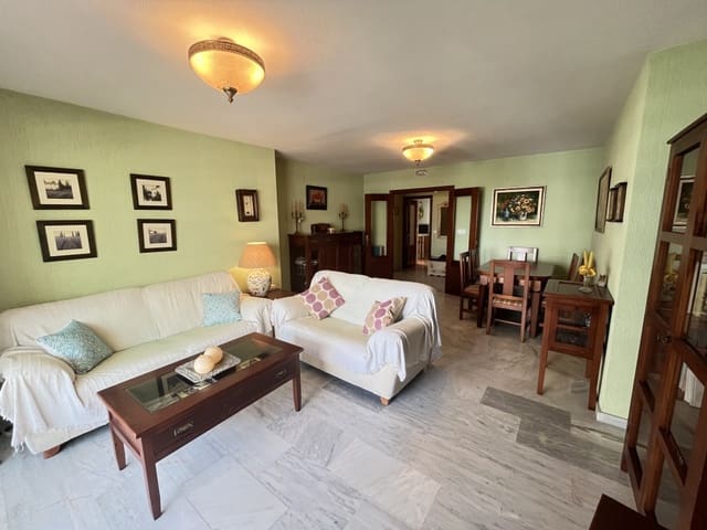 3 soveværelse Lejlighed til leje i Marbella Centro, Marbella med swimmingpool - € 1.900 (Ref: 9282950)