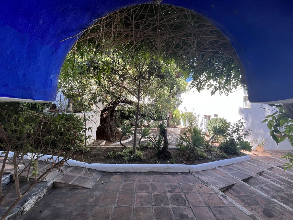 2 soveværelse Byhus til salg i Golden Mile med swimmingpool - € 595.000 (Ref: 9282951)