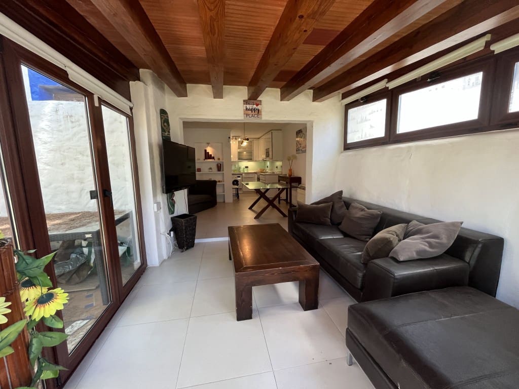 2 soveværelse Byhus til salg i Golden Mile med swimmingpool - € 595.000 (Ref: 9282951)