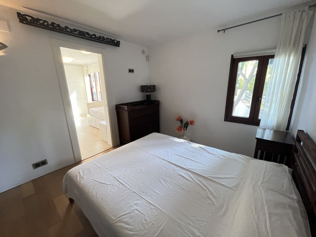 2 soveværelse Byhus til salg i Golden Mile med swimmingpool - € 595.000 (Ref: 9282951)