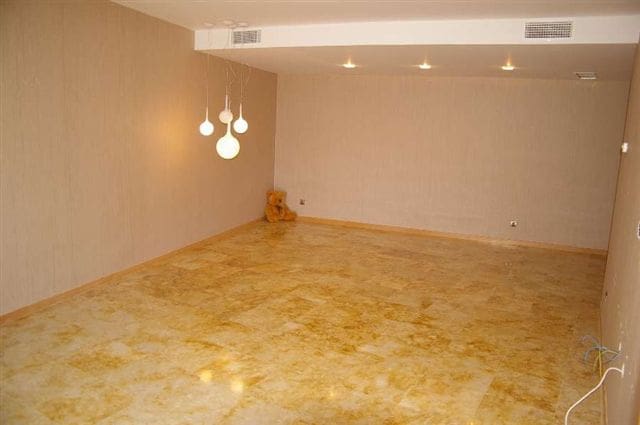 3 makuuhuone Huoneisto myytävänä paikassa Marbella mukana uima-altaan 
autotalli - 400 000 € (Ref: 9282953)