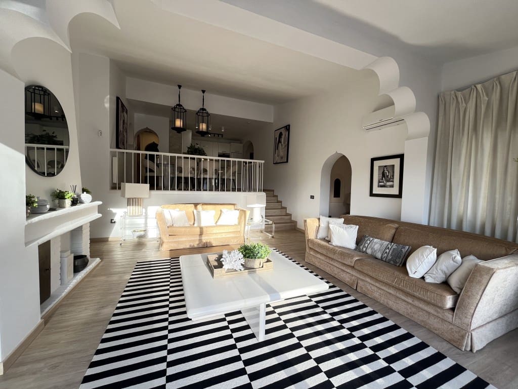 3 makuuhuone Huvila vuokrattavana paikassa El Rosario mukana uima-altaan - 4 500 € (Ref: 9294224)