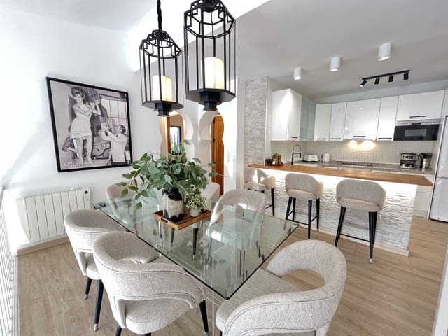 3 makuuhuone Huvila vuokrattavana paikassa El Rosario, Marbella mukana uima-altaan - 4 500 € (Ref: 9294224)