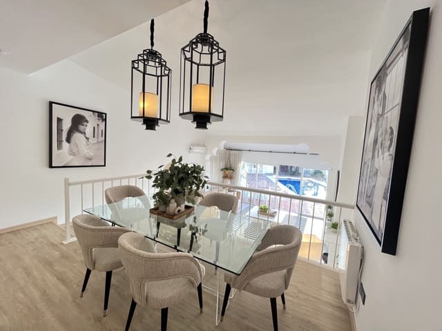 3 makuuhuone Huvila vuokrattavana paikassa El Rosario, Marbella mukana uima-altaan - 4 500 € (Ref: 9294224)