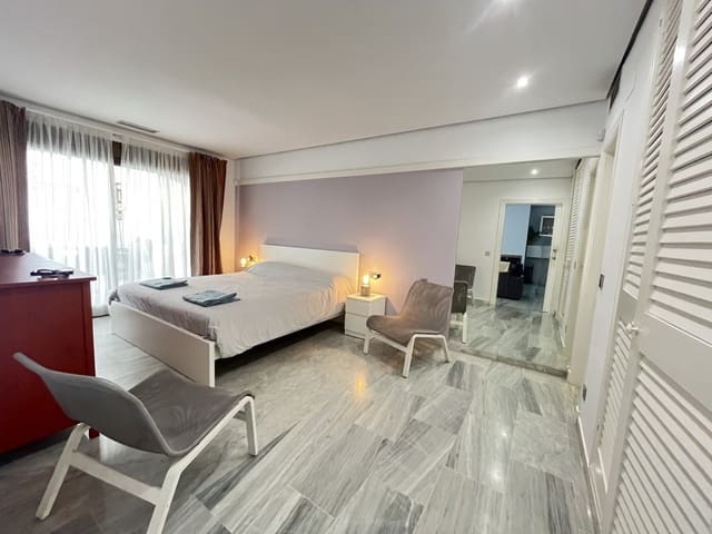 3 quarto Apartamento para venda em Elviria, Marbella com piscina - 649 000 € (Ref: 9294225)