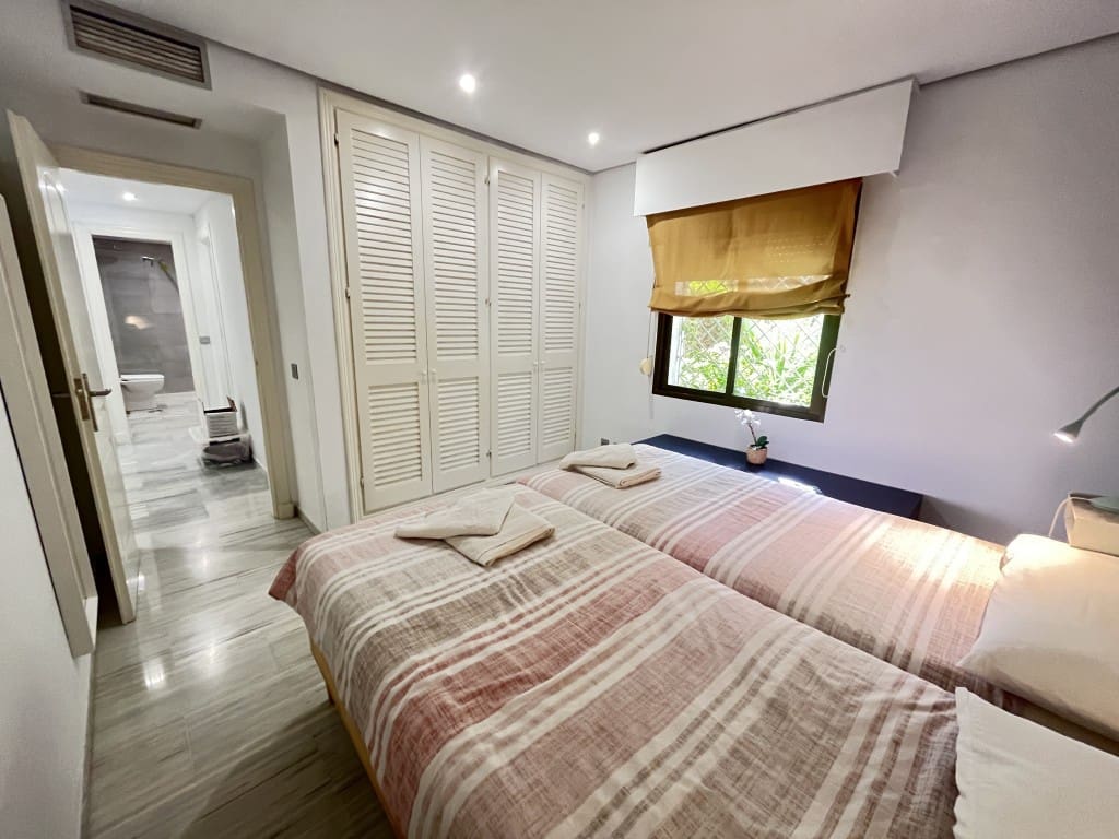 3 slaapkamer Appartement te koop in Elviria met zwembad - € 649.000 (Ref: 9294225)