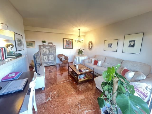 2 bedroom Apartment for sale in Las Chapas, Marbella - € 355,000 (Ref: 9378725)