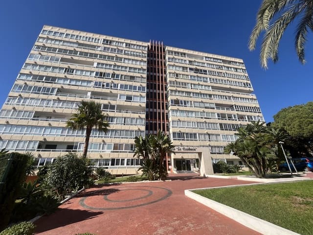 2 bedroom Apartment for sale in Las Chapas, Marbella - € 355,000 (Ref: 9378725)