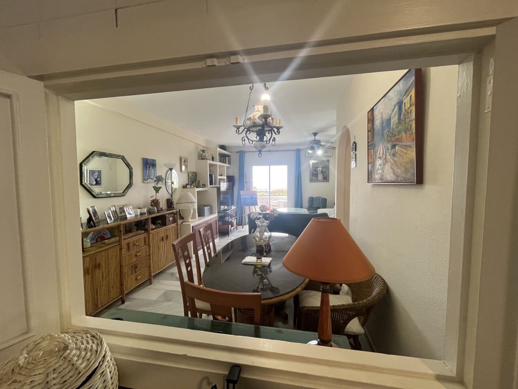 2 bedroom Apartment for sale in Calahonda with pool - € 300,000 (Ref: 9402880)