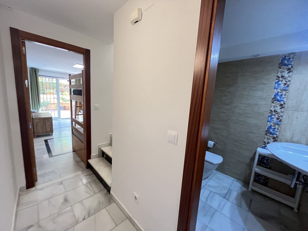 Apartamento de 2 habitaciones en Carib Playa en alquiler con piscina - 1.350 € (Ref: 9526125)