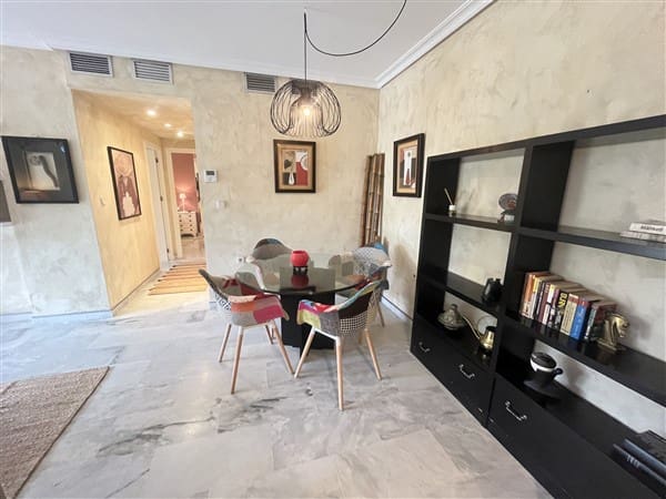 2 bedroom Apartment for rent in Marbella with pool garage - € 1,600 (Ref: 9614709)