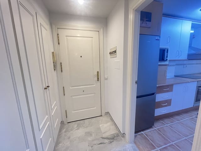 2 slaapkamer Appartement te huur in Las Chapas, Marbella met zwembad garage - € 1.600 (Ref: 9614709)