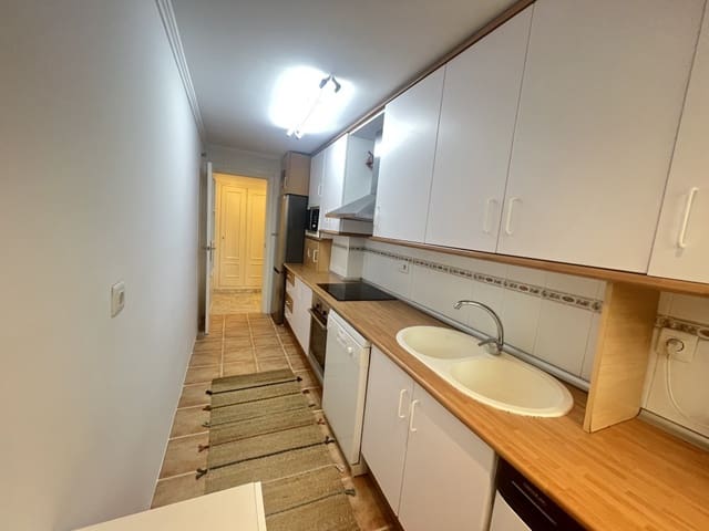 2 slaapkamer Appartement te huur in Las Chapas, Marbella met zwembad garage - € 1.600 (Ref: 9614709)