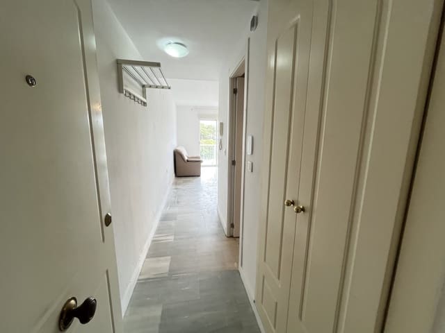 Studio do wynajęcia w Marbella z basenem - 850 € (Ref: 9655662)