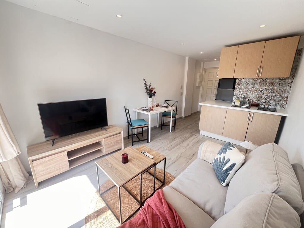1 bedroom Apartment for rent in Carib Playa with pool - € 1,300 (Ref: 9658322)