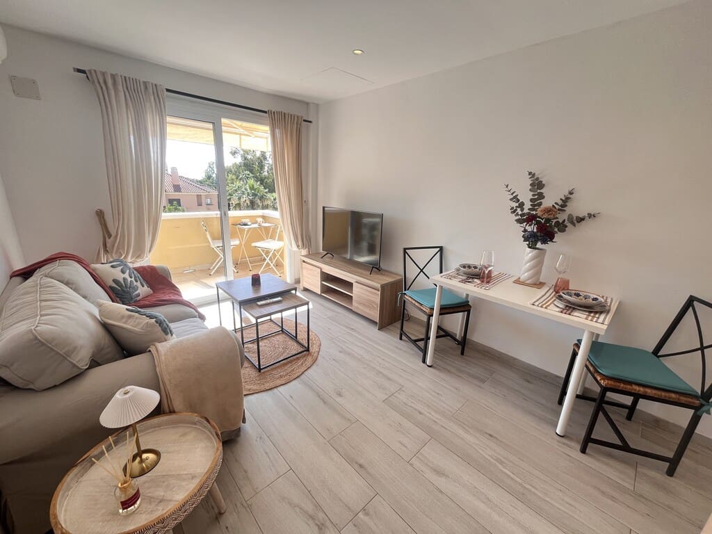 1 bedroom Apartment for rent in Carib Playa with pool - € 1,300 (Ref: 9658322)