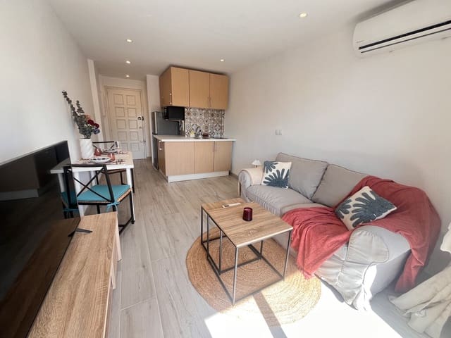 1 sypialnia Apartament do wynajęcia w Carib Playa, Marbella z basenem - 1 300 € (Ref: 9658322)