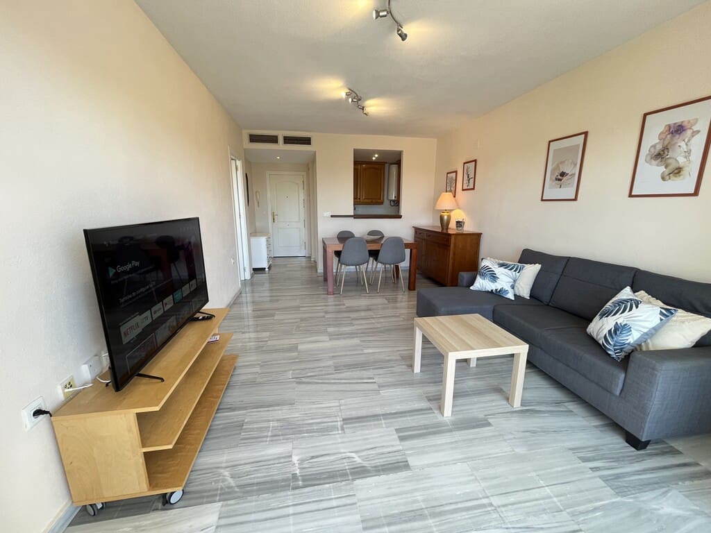 1 bedroom Apartment for rent in Marbella with pool - € 1,400 (Ref: 9714497)