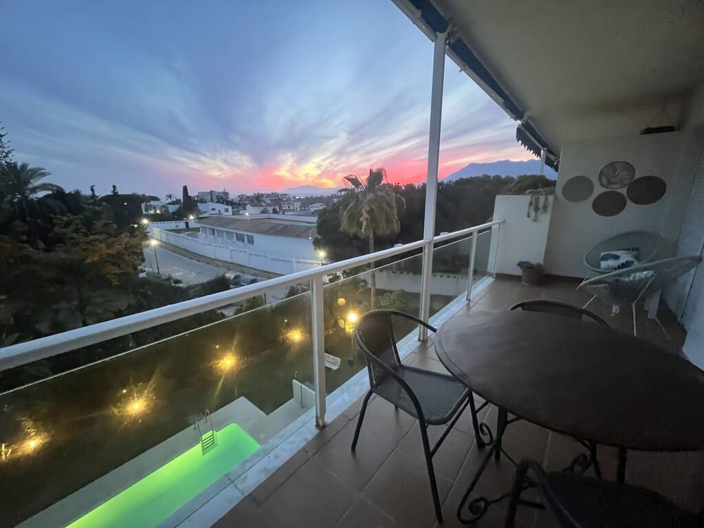 1 bedroom Apartment for rent in Marbella with pool - € 1,400 (Ref: 9714497)