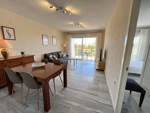 1 Zimmer Apartment zu vermieten in Marbella mit Pool - 1.400 € (Ref: 9714497)