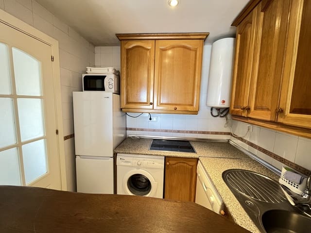 1 Zimmer Apartment zu vermieten in Marbella mit Pool - 1.400 € (Ref: 9714497)