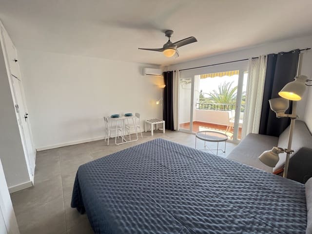 Studio for rent in Marbesa, Marbella with pool - € 850 (Ref: 9721088)