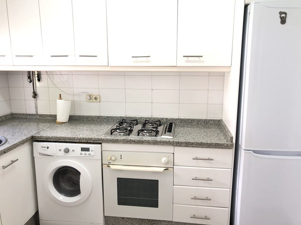 2 soverom Leilighet til salgs i Marbella med svømmebasseng - € 420 000 (Ref: 9777778)