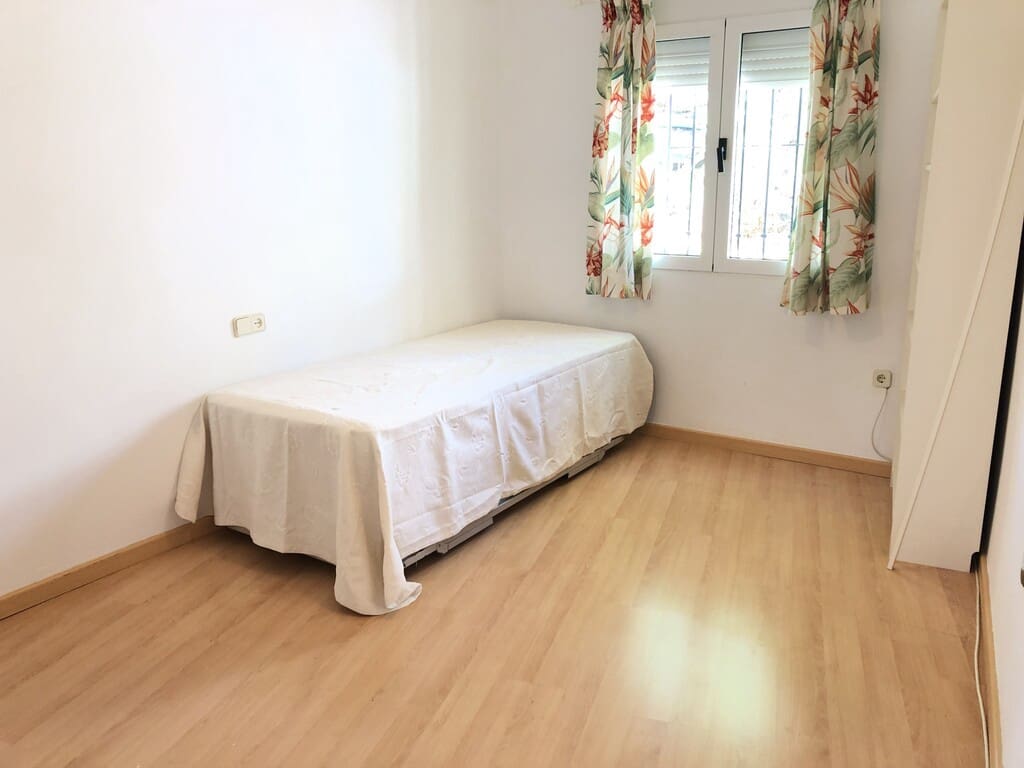 2 soverom Leilighet til salgs i Marbella med svømmebasseng - € 420 000 (Ref: 9777778)