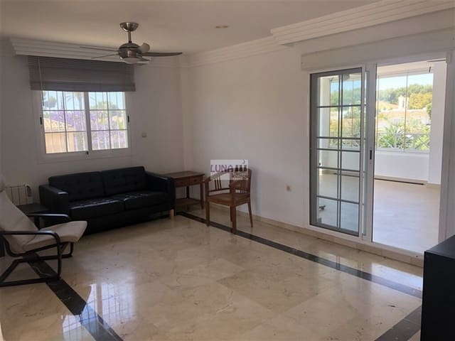 3 quarto Penthouse para arrendar em Río Real, Marbella com piscina garagem - 2 800 € (Ref: 9796194)