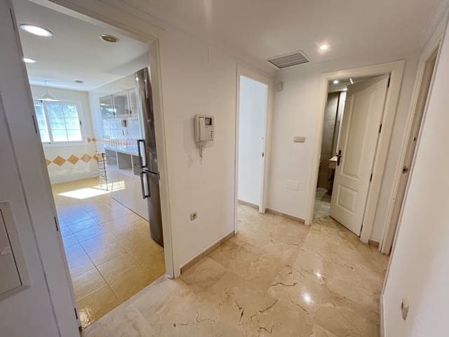 3 bedroom Penthouse for rent in Río Real, Marbella with pool garage - € 2,600 (Ref: 9796194)
