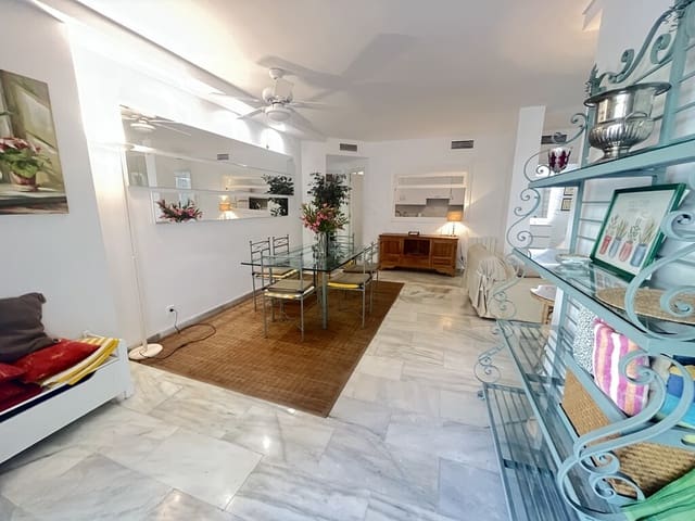 3 bedroom Beach Apartment for rent in Elviria, Marbella with pool - € 1,900 (Ref: 9912696)