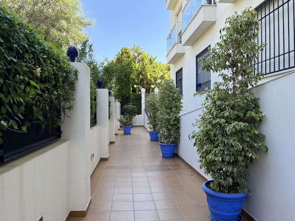 Studio till salu i Las Chapas med pool - 199 500 € (Ref: 9962261)