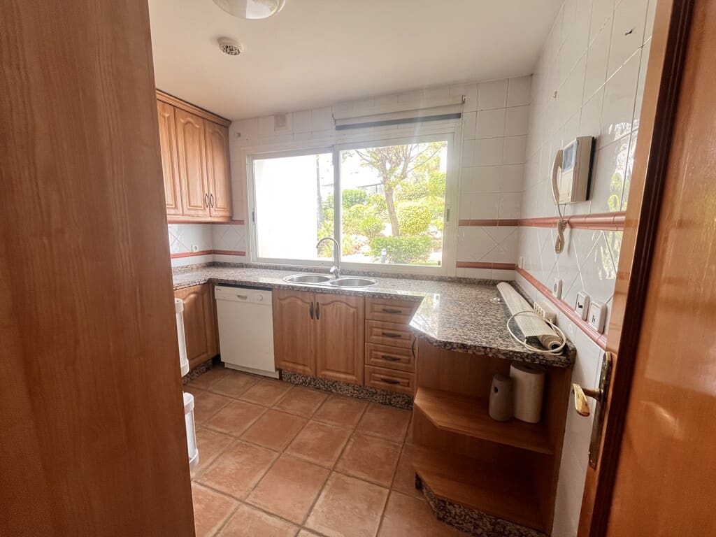 4 bedroom Townhouse for sale in Golden Mile with pool garage - € 1,600,000 (Ref: 9969330)